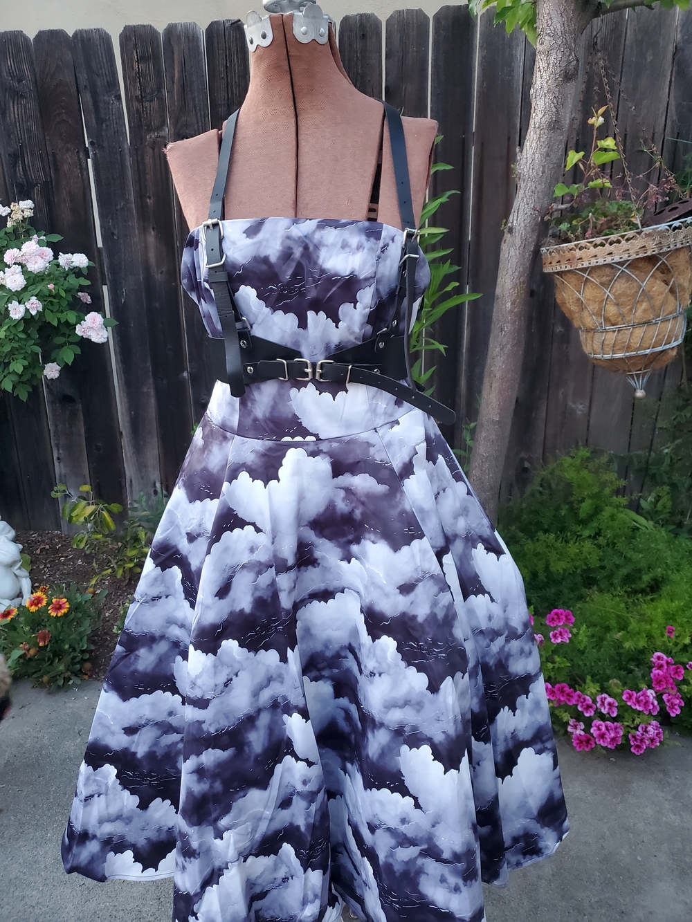 Weasel Wear Cloud-Pattern Strapless Fit-and-Flare Dress with Black Harness